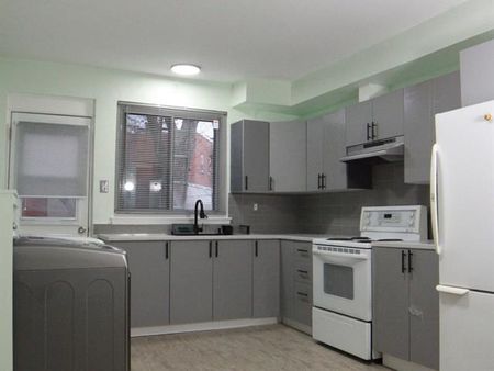 2027 Av. Connaught - Photo 4