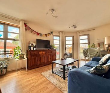 2 Bedroom Apartment To Let - Photo 2