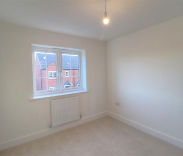 3 BED Semi-detached house To rent - Photo 6