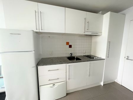 1 Bedroom Fully Furnished - Photo 3