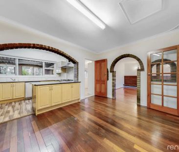16 Exbury Rd, Armadale WA 6112 - Photo 1