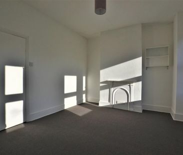 Winchcombe Road, Eastbourne, East Sussex - Photo 4