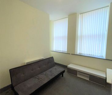 Flat 1 - Photo 1