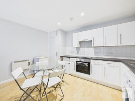 2 bedroom apartment to rent - Photo 5