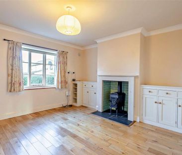 4 bedroom semi-detached house to rent - Photo 2