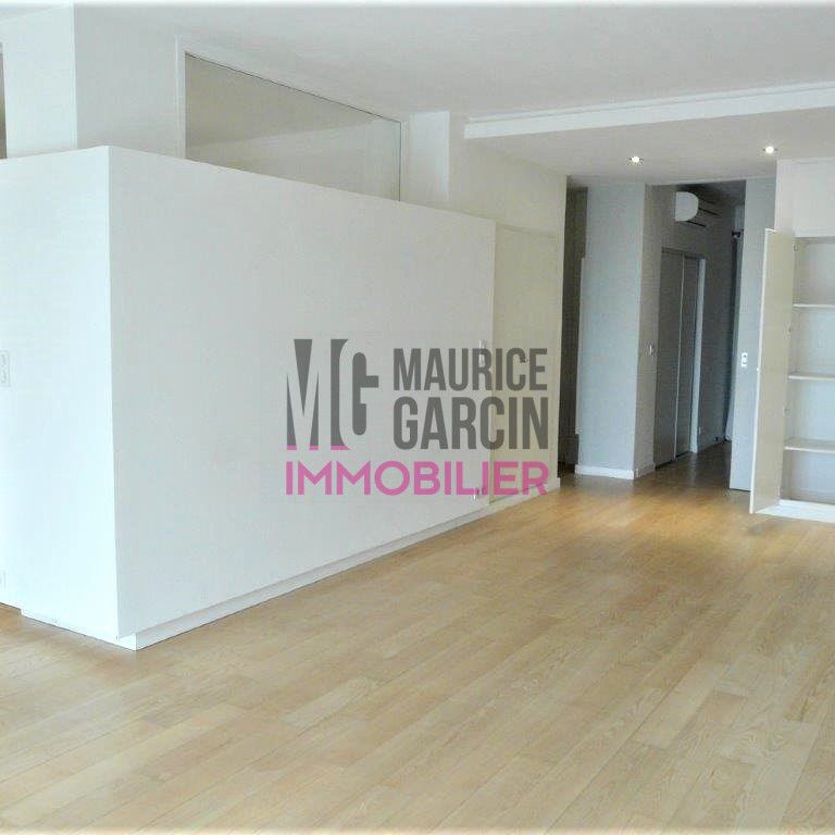 A LOUER - APPARTEMENT AVIGNON INTRA MUROS - 3 pièces 79.13m² - Photo 1