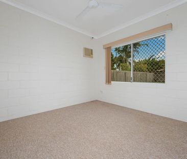 Spacious Family Home in Sought-After Annandale! - Photo 3