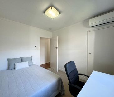 162 Seventh Avenue, St Lucia, Qld 4067 - Photo 5