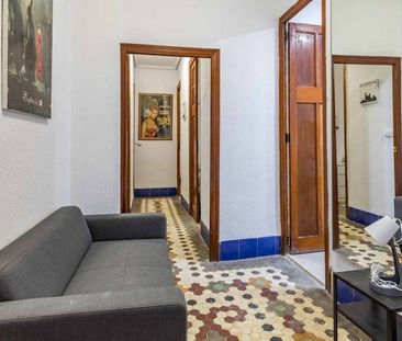 Calle de la Virgen del Puig, Valencia, Valencian Community 46011 - Photo 3