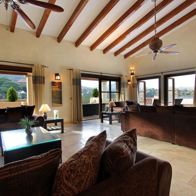 Villa Castellano, Luxury Villa to Rent in El Madronal, Marbella - Photo 1