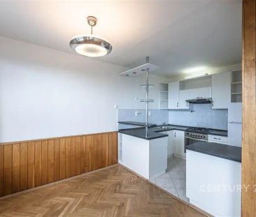 Pronájem bytu 3+1 s lodžií, CP 72 m - Photo 5