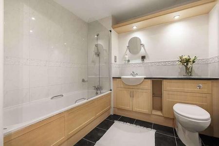 Montaigne Close, Pimlico, SW1P - Photo 4