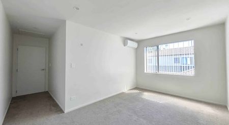 Executive Living in a Prime Location! - Photo 2