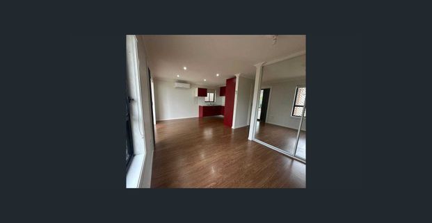 Spacious Granny Flat for Rent in the heart of Mount Pritchard - Photo 1