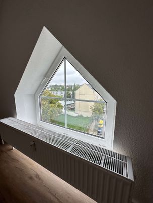 4,5 Zimmer im 5. OG = DG / zwei Süd-Balkon / Lift u.v.m. - Foto 1