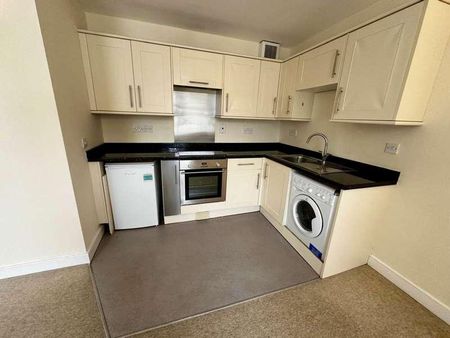 High Street, Banbury, OX16 - Photo 5