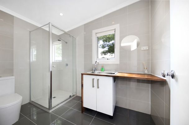 288 Jasper Rd, McKinnon VIC 3204 - House For Rent | Domain - Photo 1