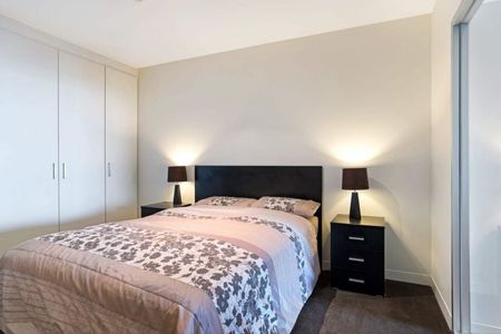 1 Bedroom Furnished Apartment on 26th Floor - Photo 5