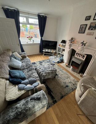 2 bedroom terraced house to rent - Photo 1