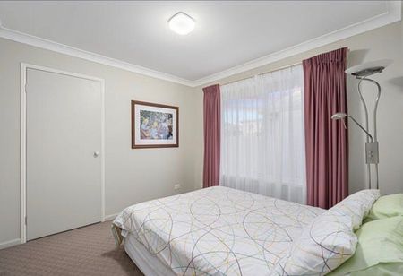 Benowa - Photo 2