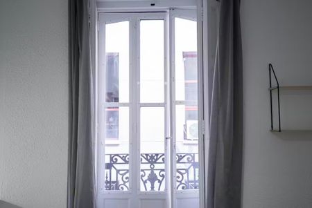 Carrer de lAlmudí, Valencia, Valencian Community 46003 - Photo 5