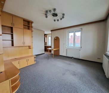 Mini-Penthouse-Appartement mit schöner Terrasse, Parkplatz und Fern... - Photo 3