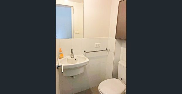 Affordable and convenient fully furnished studio with all you need! - Photo 1