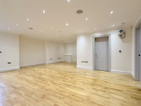 Sandalwood Close, Arkley - Photo 2