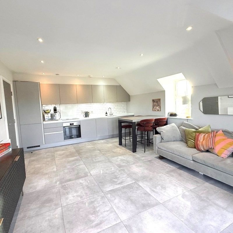 Bushey Hall Road, BUSHEY - Photo 1