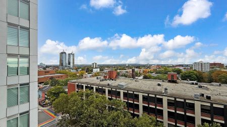 For Lease - 212 King William Street Unit# 922, Hamilton, Ontario - Photo 2