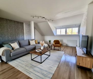 Modernisierte Dachgeschoß-Wohnung mit Küche in Knittelfeld - Photo 3