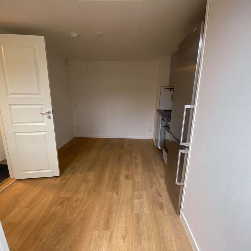 Bälingevägen, Bandhagen - Photo 1