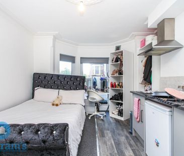 1 bed Studio for Rent - Photo 3