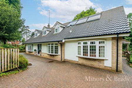 5 bedroom detached house to rent - Photo 3