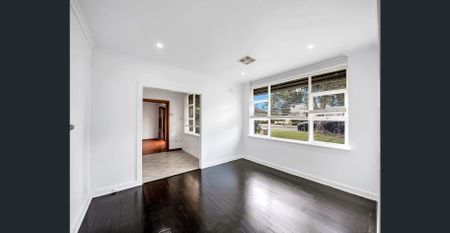 Perfect HOME in the Heart of CAMPBELLTOWN - Photo 4