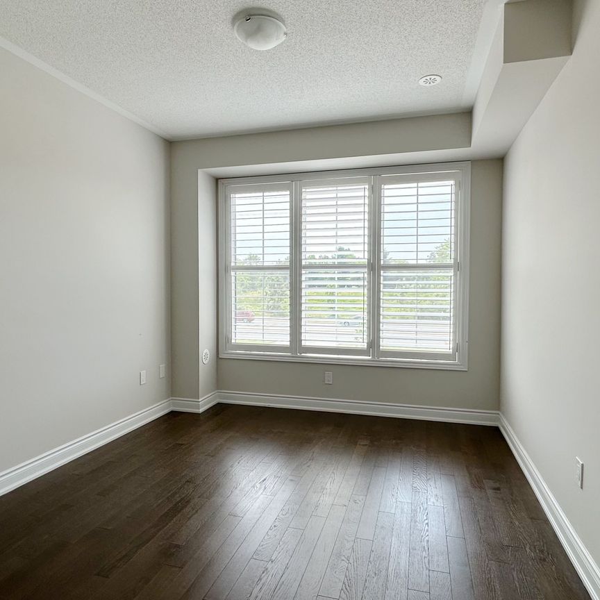 For Lease - 1476 Yellow Rose Circle, Oakville, Ontario - Photo 1