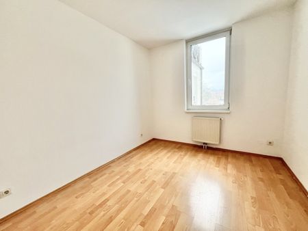 Helle 2-Zimmer Wohnung mit Lift - Photo 4