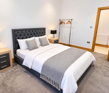 2 bedroom flat to rent - Photo 4