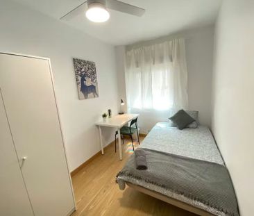 Calle Manuel Pavía, Madrid, Community of Madrid 28031 - Photo 2