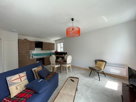 Location Appartement 2 pièces 53m² - Photo 2