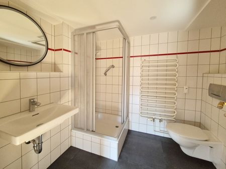 Wohnerlebnis Königstraße - Individuelle 2-Zimmer-Maisonettewohnung - Photo 2