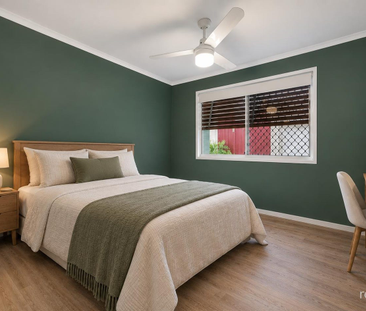 Renovated Three-Bedroom Home in a Boutique Complex of Six - Photo 4