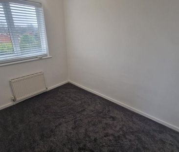 2 bedroom semi-detached house to rent - Photo 4