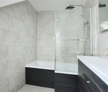 2 bedroom detached house to rent - Photo 3