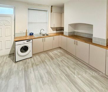 2 bedroom terraced house to rent - Photo 3