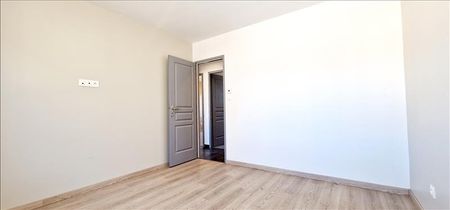 4 pièces - 102,35 m² - RDC - Colocation non autorisée - Photo 4