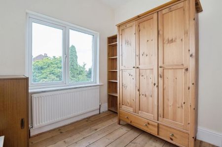 Room in a Shared House, Gurney Road, SO15 - Photo 2