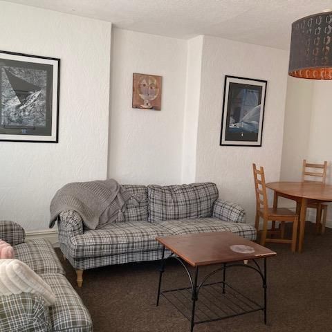 3 bedroom apartment to rent - Photo 1