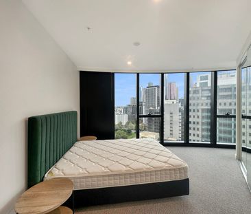 Resort Living in the heart of Melbourne - Near new furnished apartment - Photo 3