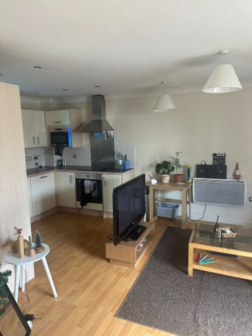 1 bed flat to rent in Quayside Drive, Hythe - Photo 3